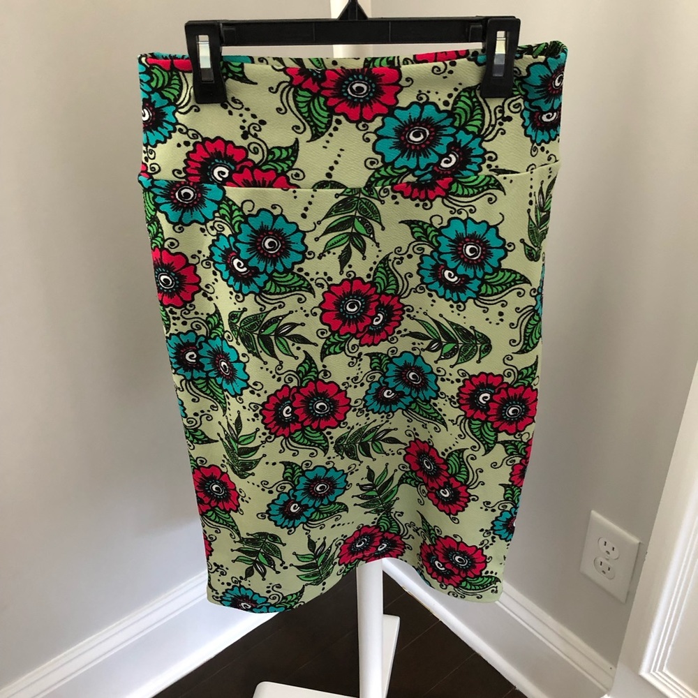 LuLaRoe skirt
